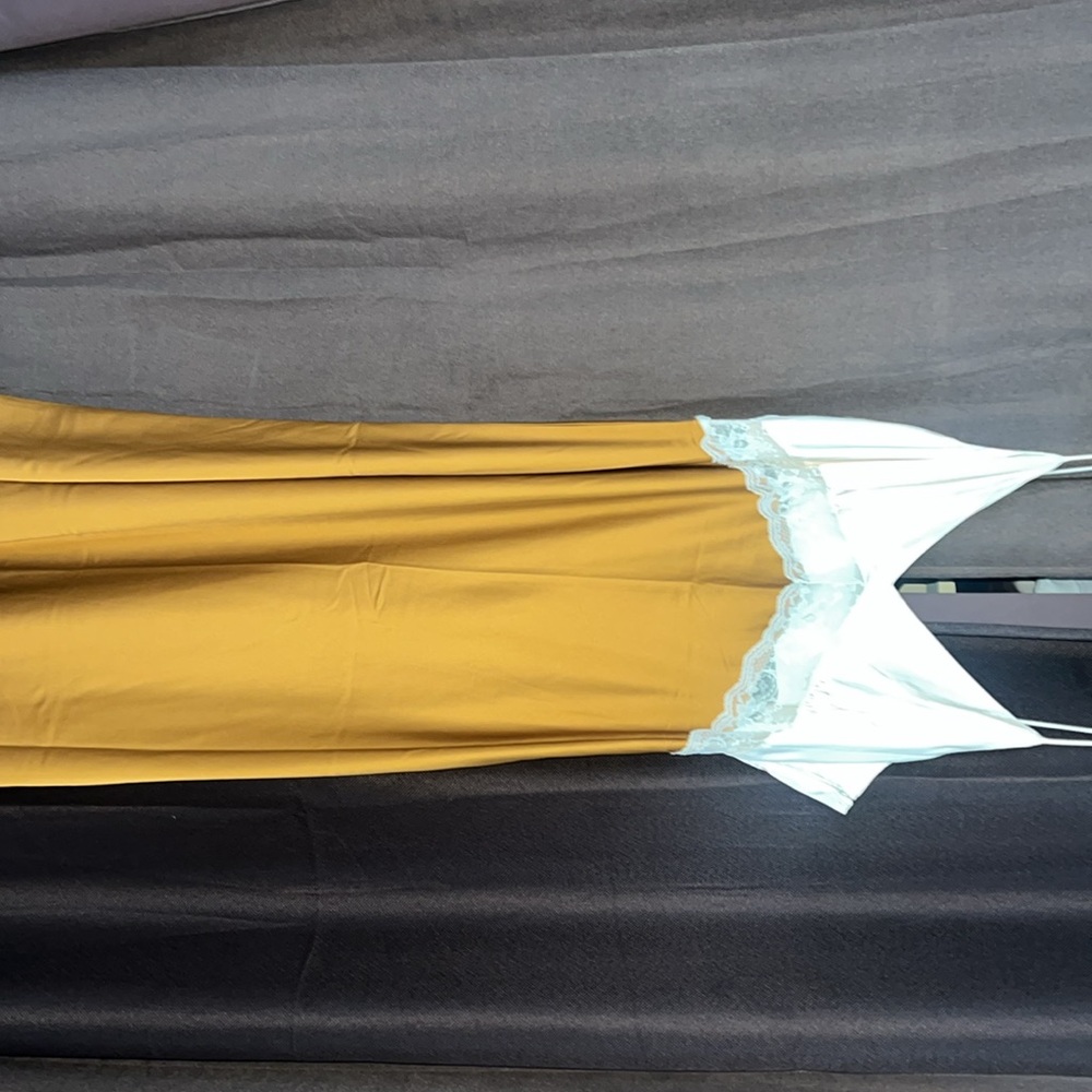 Abercrombie & Fitch Ivory and Mustard Slip Midi Dress - Picture 3 of 5
